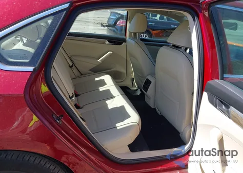 2016 Volkswagen Passat 1.8T Se z USA, uszkodzony, nr VIN 1VWBT7A36GC040669